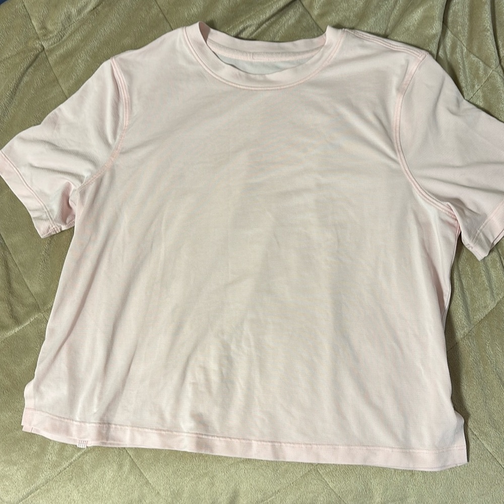 Lululemon pink shirt